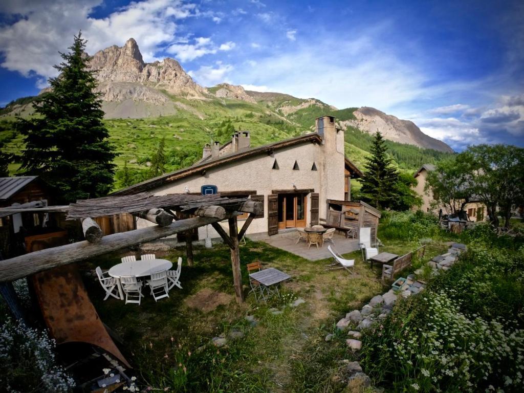 Le Refuge Des Boussardes Villa Le Monetier-les-Bains Bagian luar foto